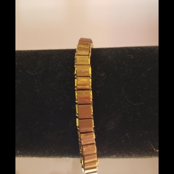 Handcrafted 7" Princess Kate Red Rhinestone Bracelet - Picture 4 of 7